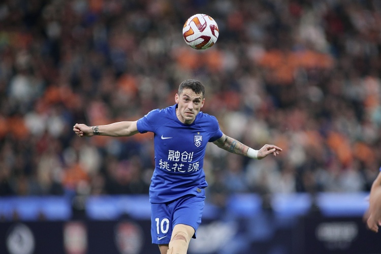 斯基拉：中超舊將斯坦丘接近免簽加盟熱那亞，合同期限到2027年